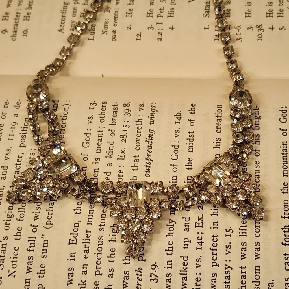 Art Deco Wedding Necklace Vintage Crystal/Rhinestone 13.5